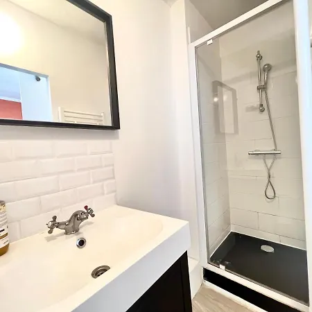 L'heracles ~t2 En Plein Centre Historique / Fibre Apartment *